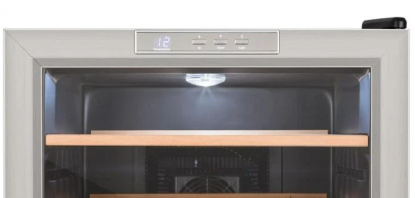 Giá ưu đãi tủ điện ủ xì gà Klarstein max 450 điếu, 5 tầng, đen viền bạc Bang-dieu-khien