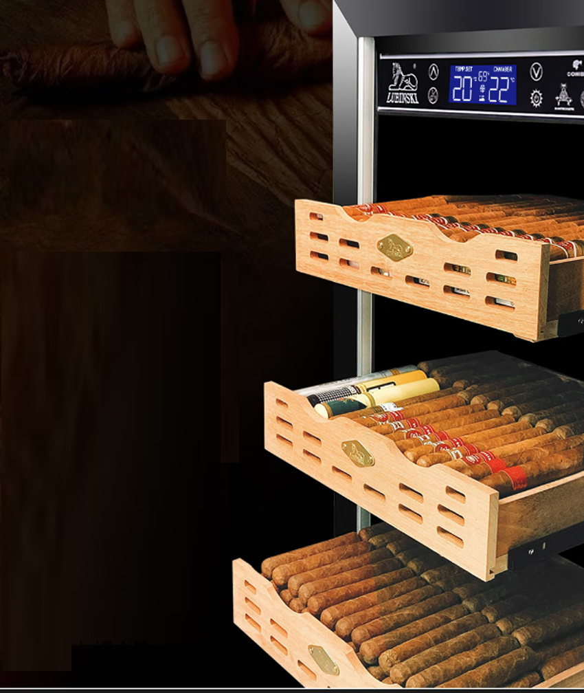 Tủ dưỡng xì gà Lubinski RA779 bán giá ưu đãi Khay-go-tuyet-tung