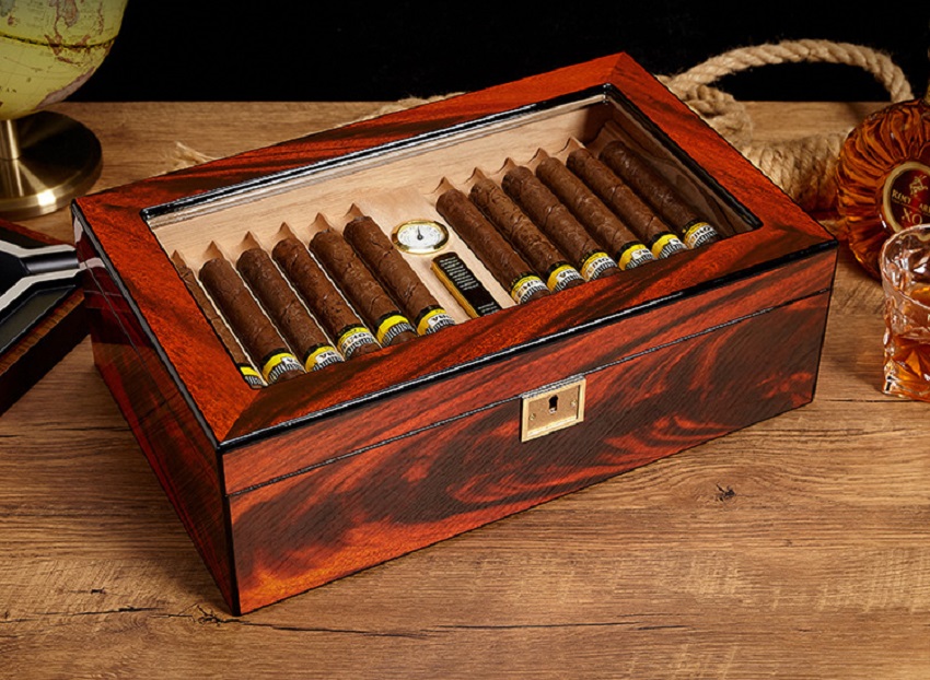 Tại sao hộp ủ xì gà 50 điếu Lubinski YJA60015 bán chạy nhất? Hop-giu-am-xi-ga-lubinski-yja-60015-50-dieu