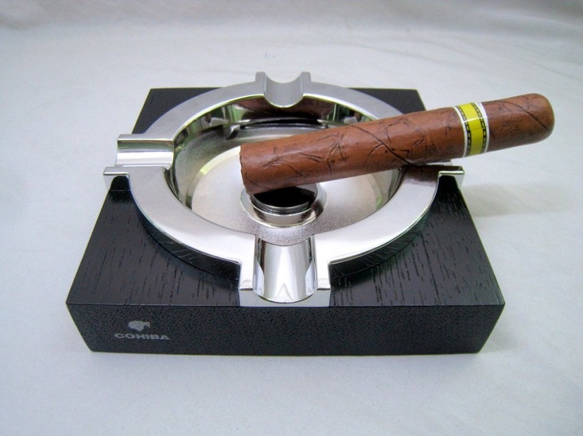 Tìm hiểu về gạt tàn cigar 4 điếu Cohiba HB 3016 đẹp sang, giá rẻ Gat-tan-4-dieu-cohiba-hb-3016