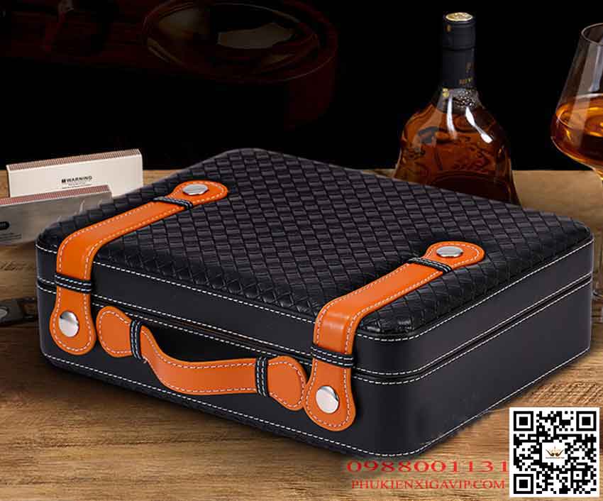 Có nên mua hộp bảo quản xì gà không? 11 hop dung xi ga lubinski xj 2004 da - Có nên mua hộp bảo quản xì gà không?
